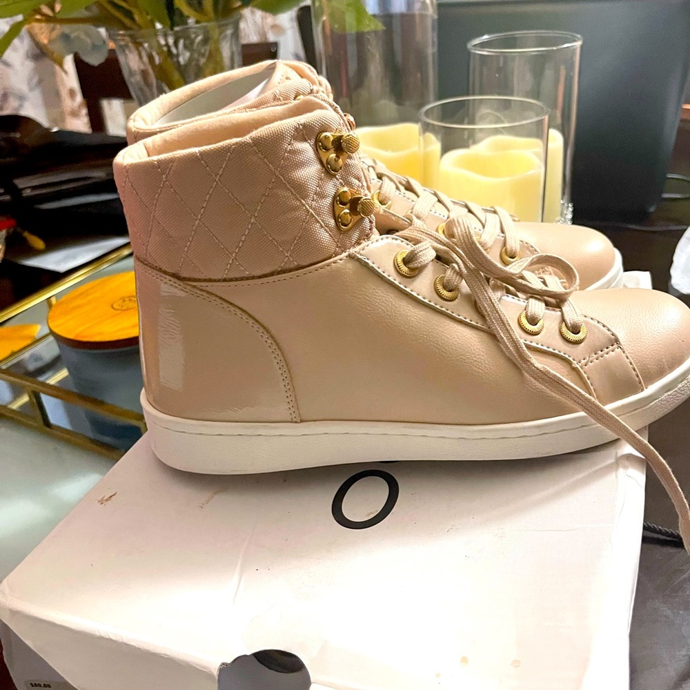 Beautiful tan Aldo sneakers